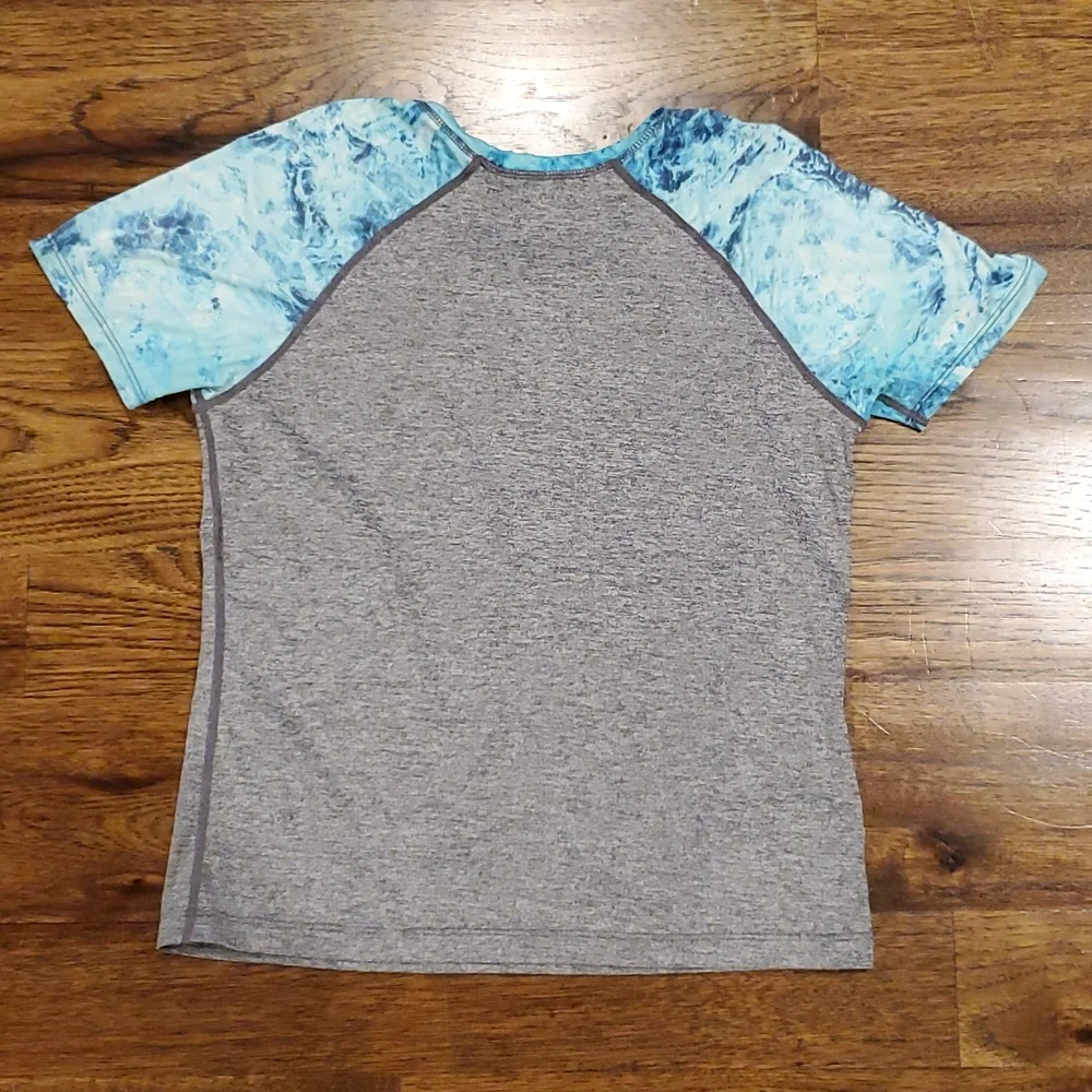 Girls Athleta Girl gray & blue tie dye shirt size L(12)